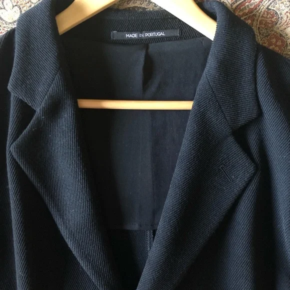 Armani Collezioni Men’s Black Sports Coat - Picture 3 of 9